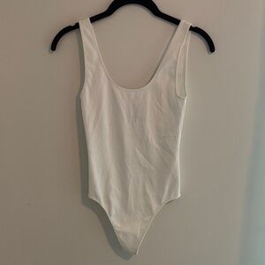 Wilfred White Scoop Neck Bodysuit